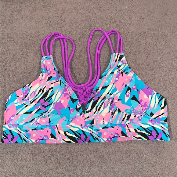 Patterned Bikini - Picture 2 of 5